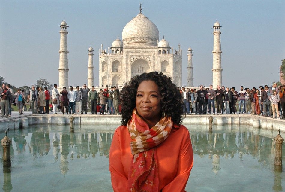 Two girls are posing in front of the Taj Mahal Tomb in Agra,Uttar  Pradesh,India,Asia Stock Photo - Alamy
