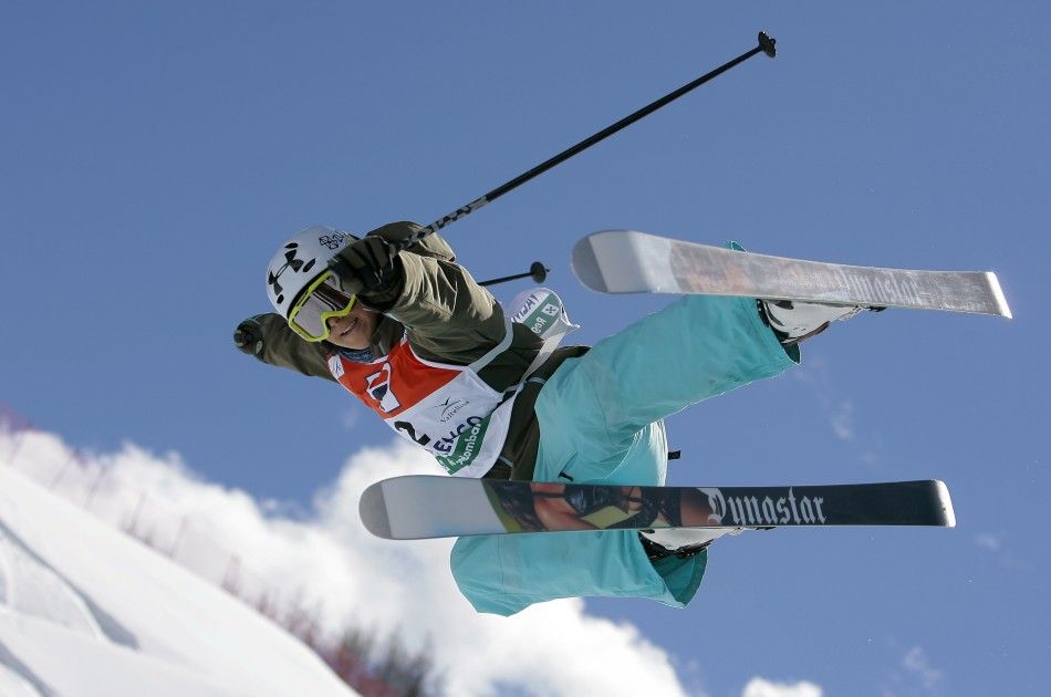 Canadian freestyle skier Sarah Burke dies at 29