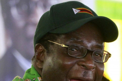 Mugabe to run in 2011 polls