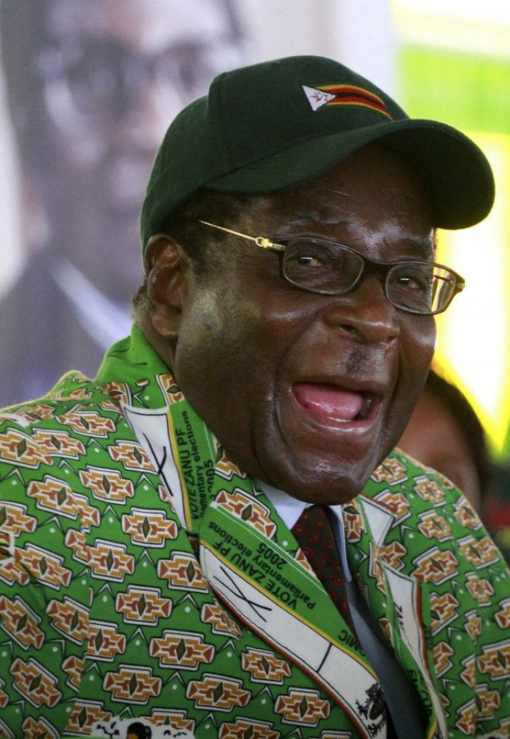 Mugabe to run in 2011 polls