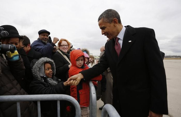 Obama Michigan Airport Dec 2012 2