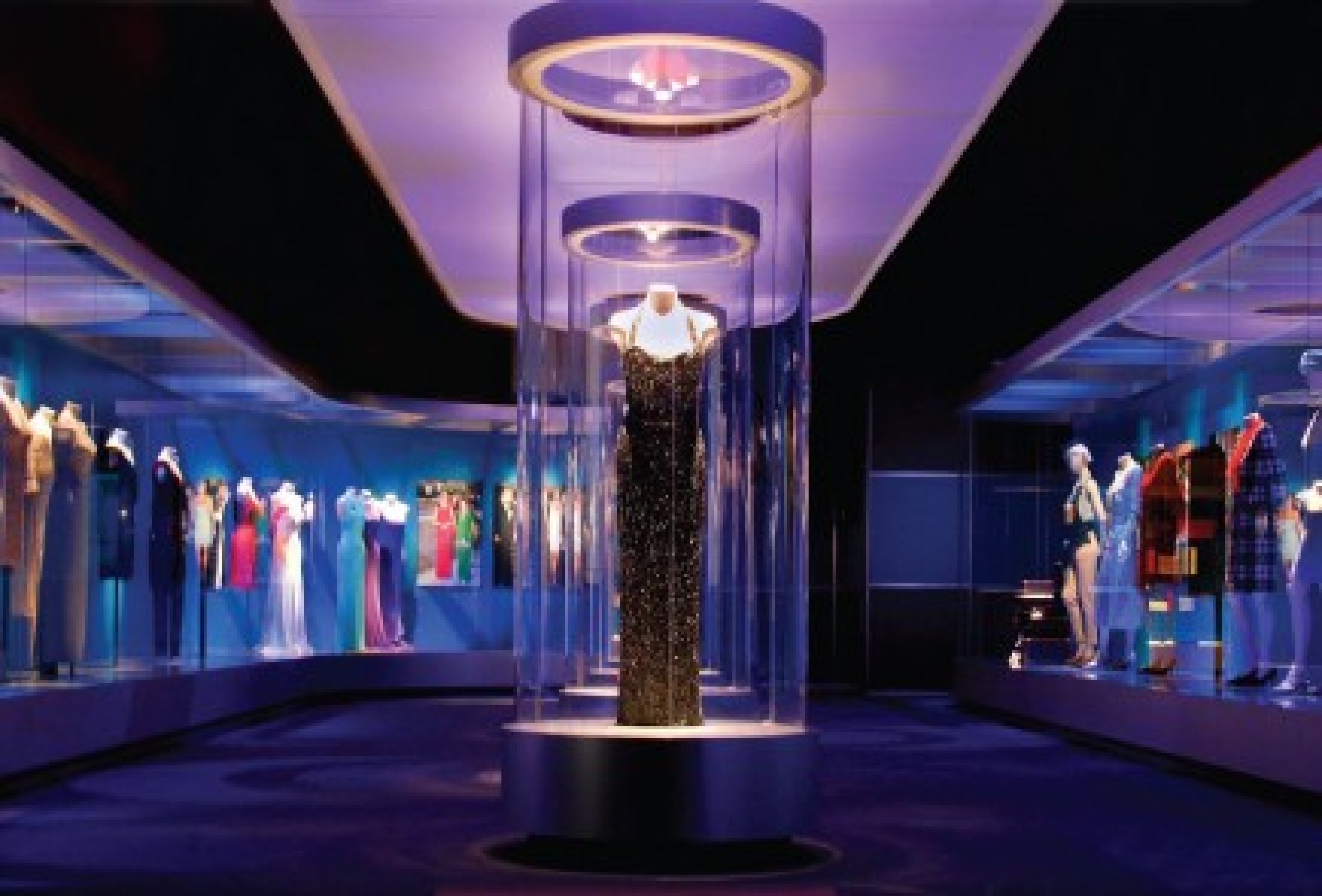 Nine Mall of America Galleries Chronicles the Life of Princess Diana