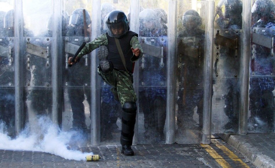 Maldives Protesters Clash With Security Forces over Ousted President