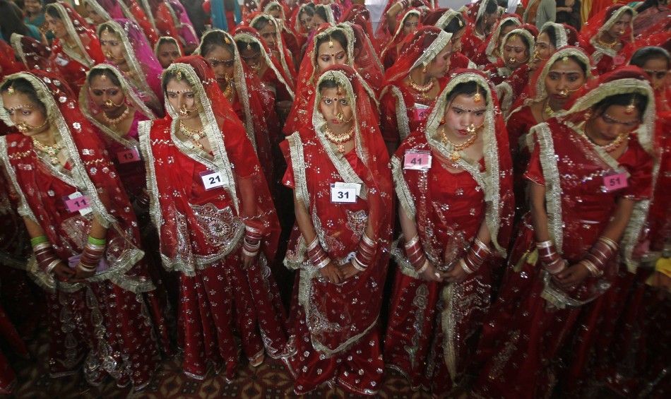 Mass Weddings Around the World PHOTOS