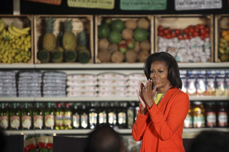 First Lady Michelle Obama, who has spearheaded a healthy eating and fitness program for children for two years, will lend her voice on Thursday to the military&#039;s efforts to overhaul the food it serves.