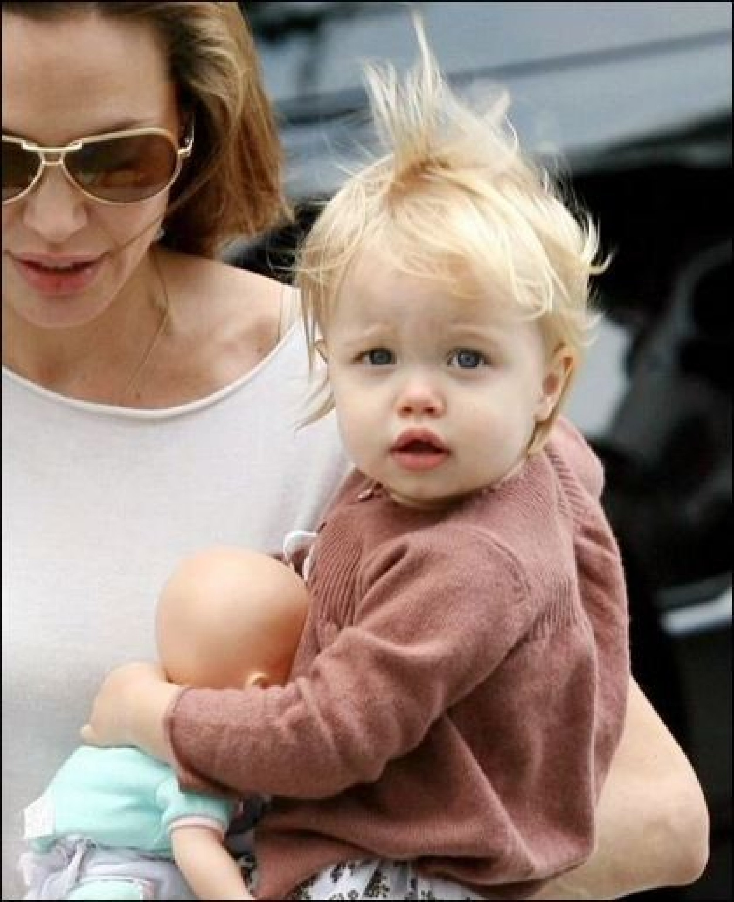 Angelina Jolie with baby Shiloh