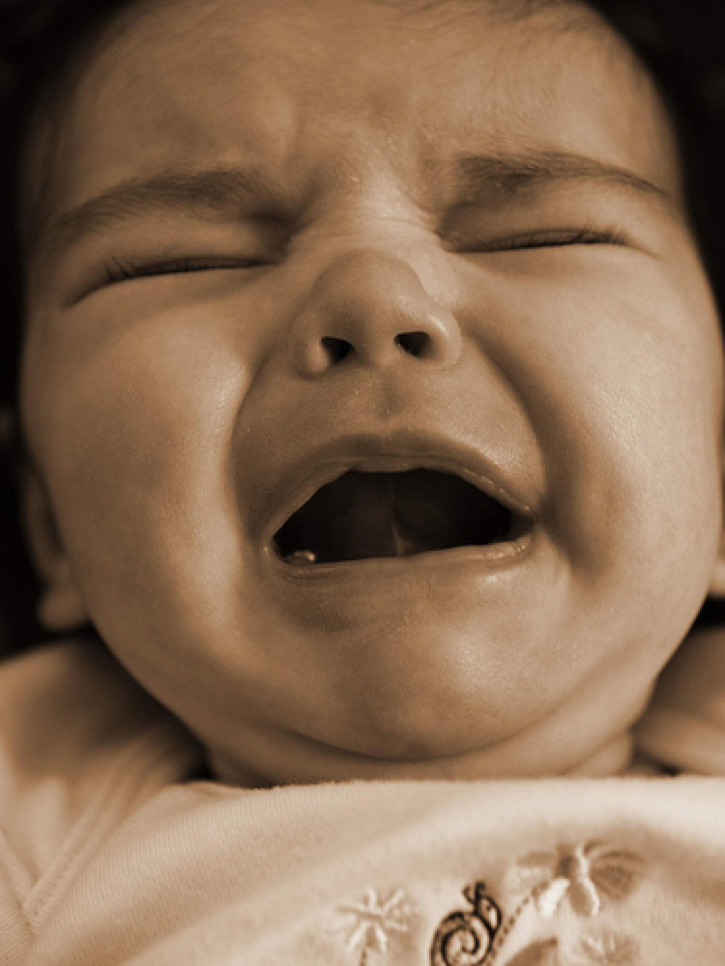 parents-can-let-babies-cry-themselves-back-to-sleep-study